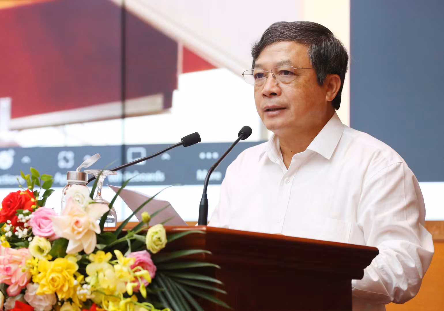 Thứ trưởng Văn hóa, Thể thao và Du lịch Đoàn Văn Việt phát biểu. (Ảnh: TRẦN HUẤN)