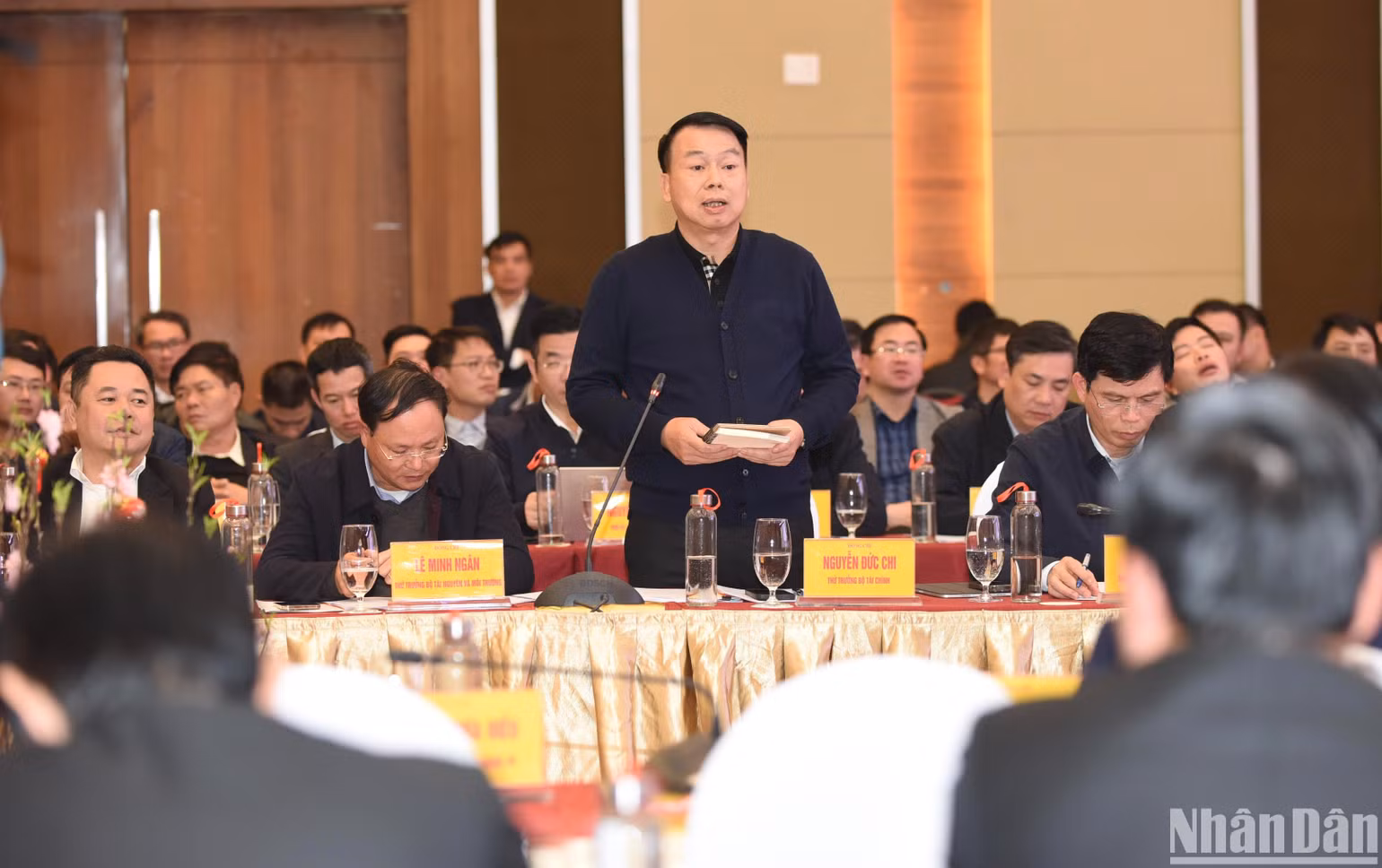 Thứ trưởng Tài chính Nguyễn Đức Chi phát biểu ý kiến.