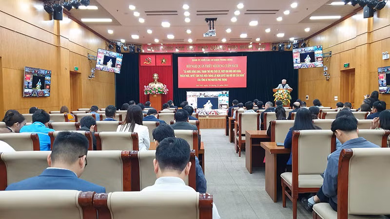 Toàn cảnh hội nghị tại cơ quan Đảng ủy Khối các cơ quan Trung ương.