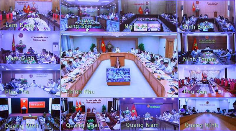 Phiên họp được truyền trực tuyến tới các địa phương. (Ảnh: VGP) Phiên họp được truyền trực tuyến tới các địa phương. (Ảnh: VGP)