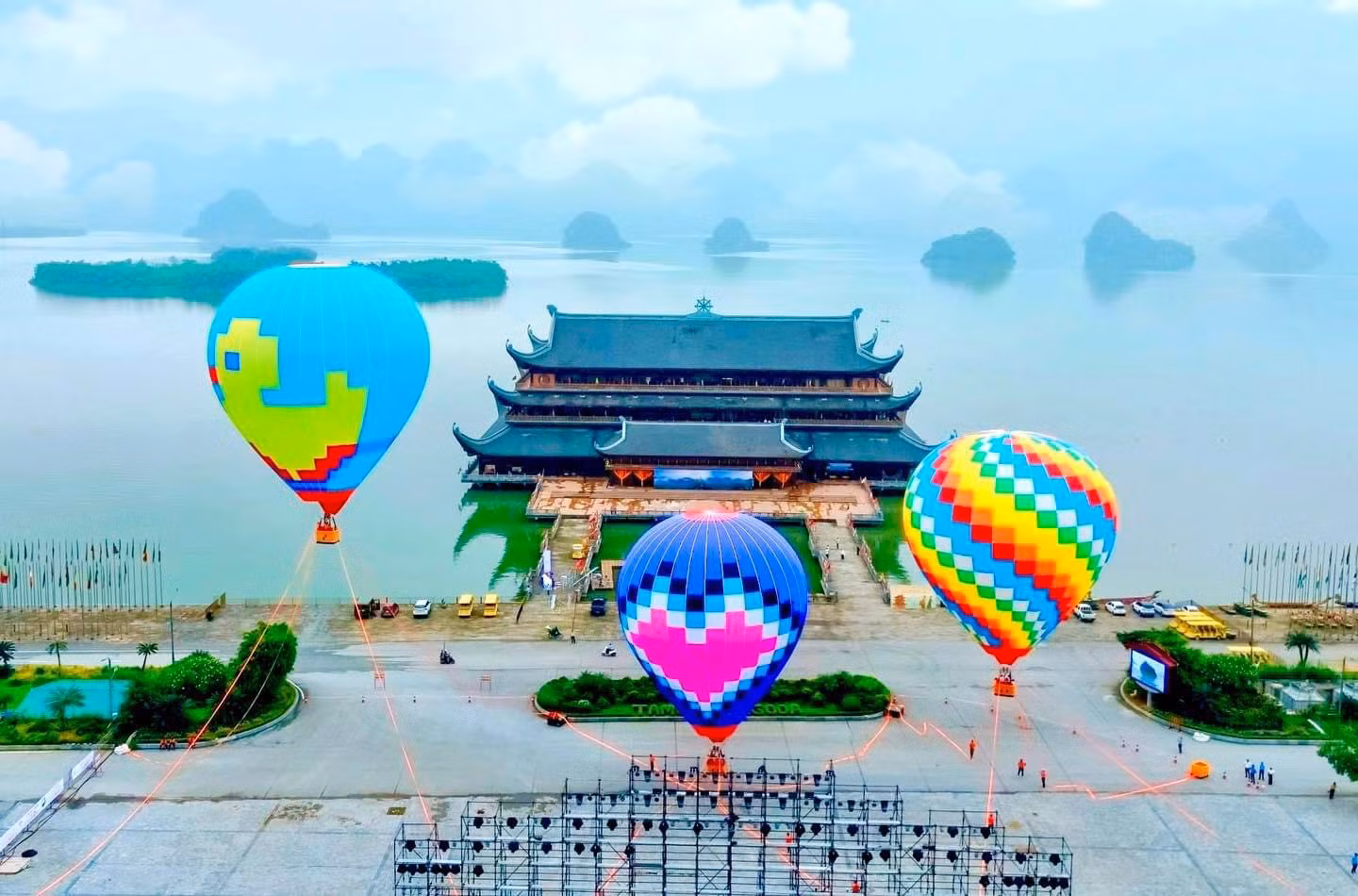 Công tác chuẩn bị cho Festival Khinh khí cầu Hà Nam 2023. Công tác chuẩn bị cho Festival Khinh khí cầu Hà Nam 2023.