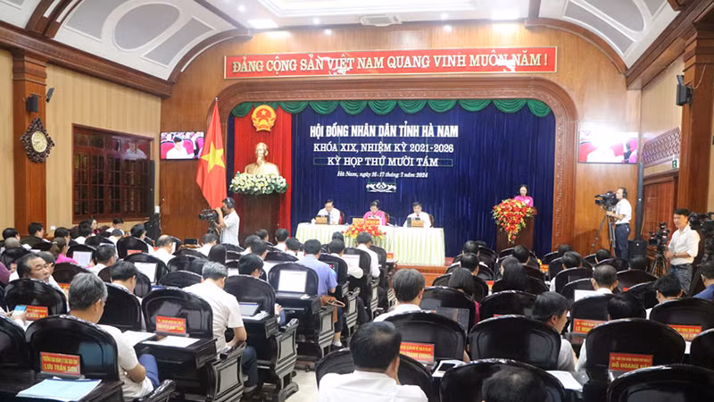 Toàn cảnh kỳ họp.