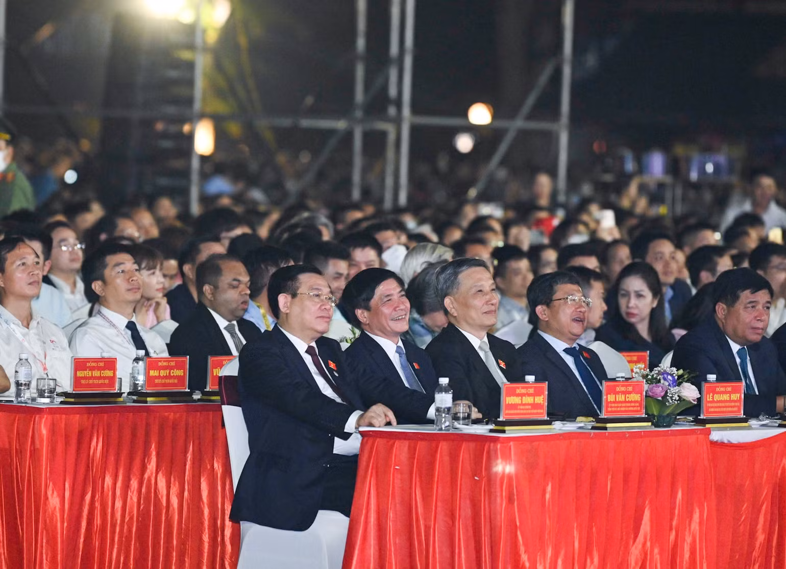 Các đại biểu dự lễ khai mạc Tuần văn hóa - Du lịch tỉnh Hà Nam năm 2023.