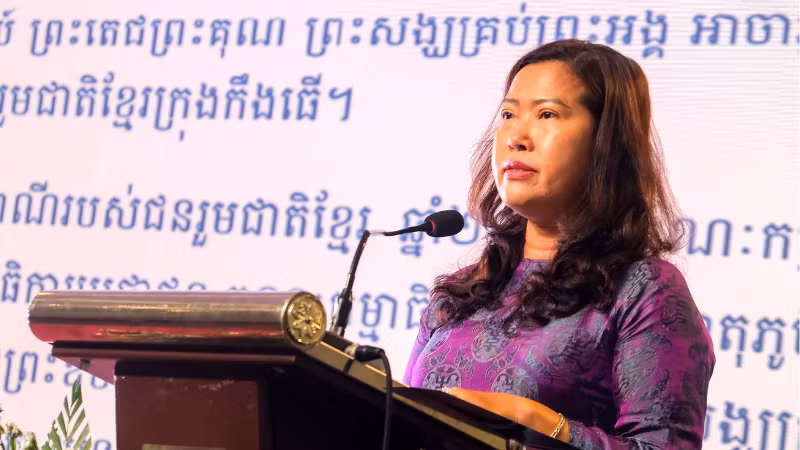 Phó Chủ tịch Ủy ban nhân dân thành phố Cần Thơ Nguyễn Thị Ngọc Điệp đã đọc thư chúc Tết Chôl Chnăm Thmây năm 2025 của Thành ủy, Hội đồng nhân dân, Ủy ban nhân dân, Ủy ban Mặt trận Tổ quốc Việt Nam thành phố Cần Thơ. Phó Chủ tịch Ủy ban nhân dân thành phố Cần Thơ Nguyễn Thị Ngọc Điệp đã đọc thư chúc Tết Chôl Chnăm Thmây năm 2025 của Thành ủy, Hội đồng nhân dân, Ủy ban nhân dân, Ủy ban Mặt trận Tổ quốc Việt Nam thành phố Cần Thơ.