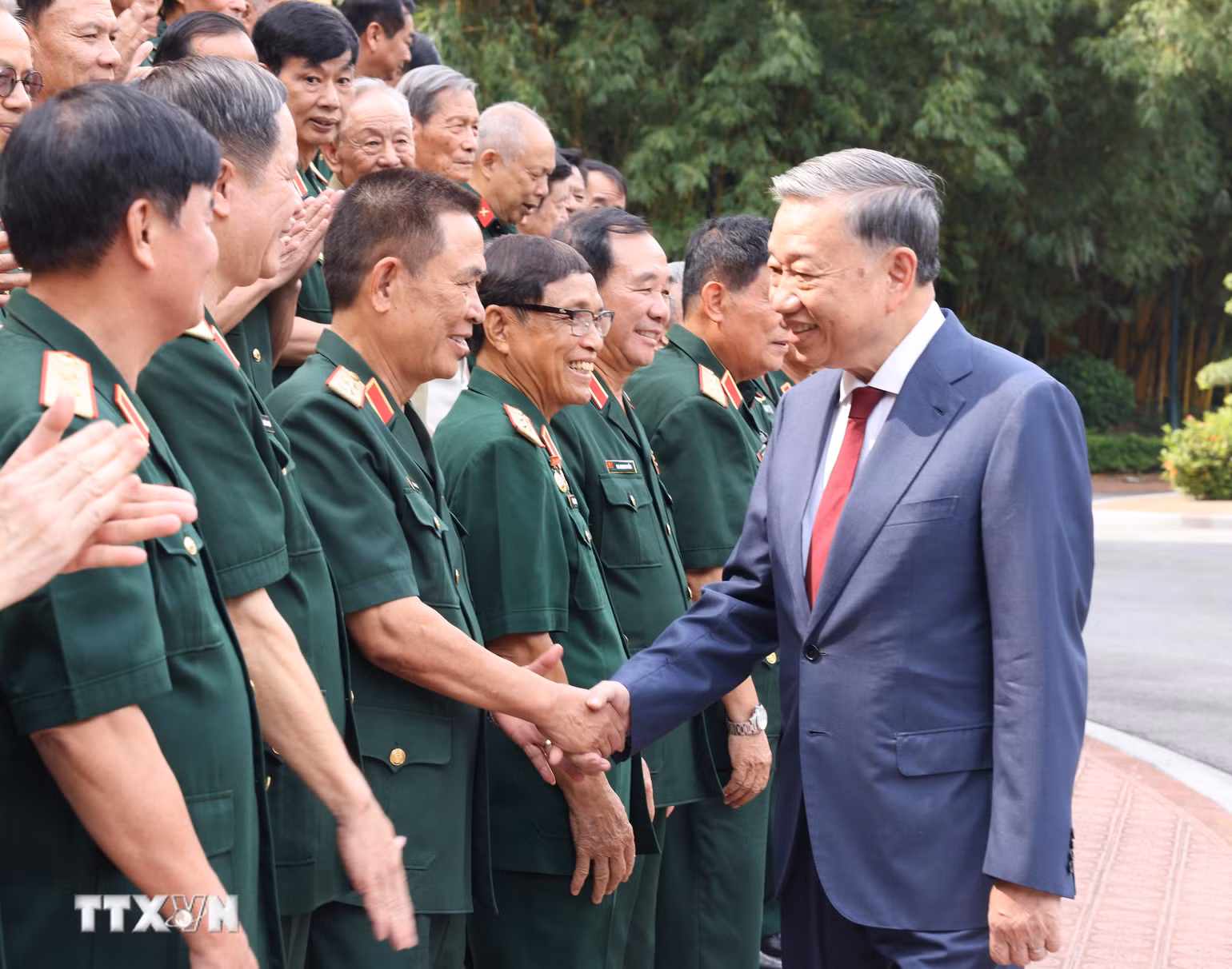 Tổng Bí thư, Chủ tịch nước Tô Lâm gặp mặt Đoàn đại biểu cựu chiến binh Sư đoàn 308. Tổng Bí thư, Chủ tịch nước Tô Lâm gặp mặt Đoàn đại biểu cựu chiến binh Sư đoàn 308.