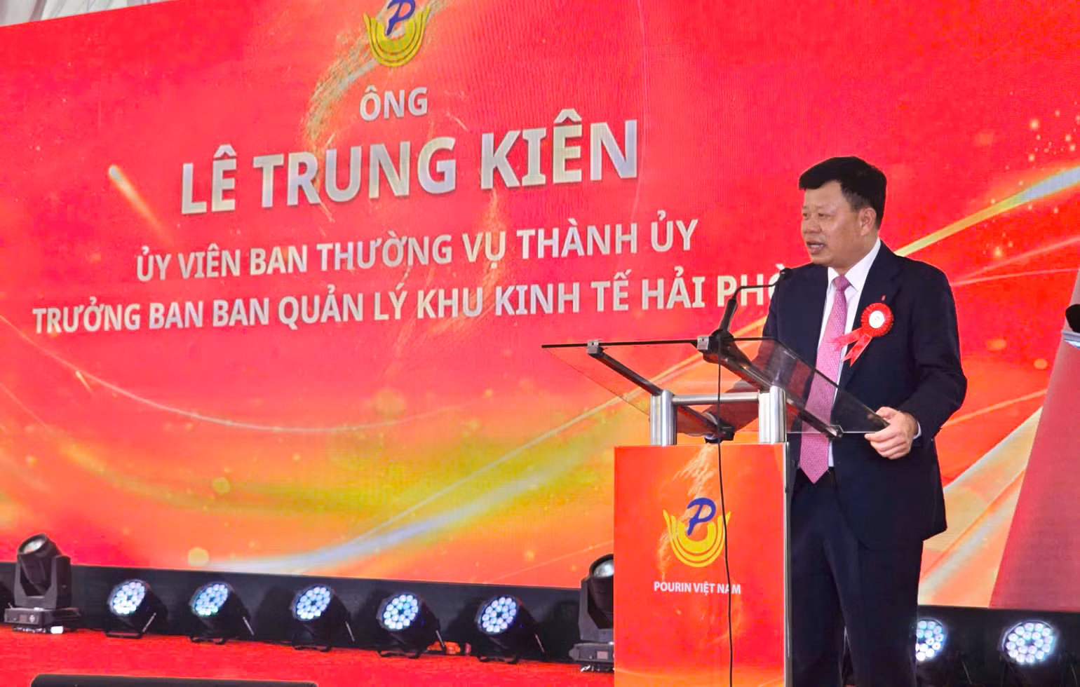 Trưởng ban quản lý Khu kinh tế Hải Phòng Lê Trung Kiên phát biểu.