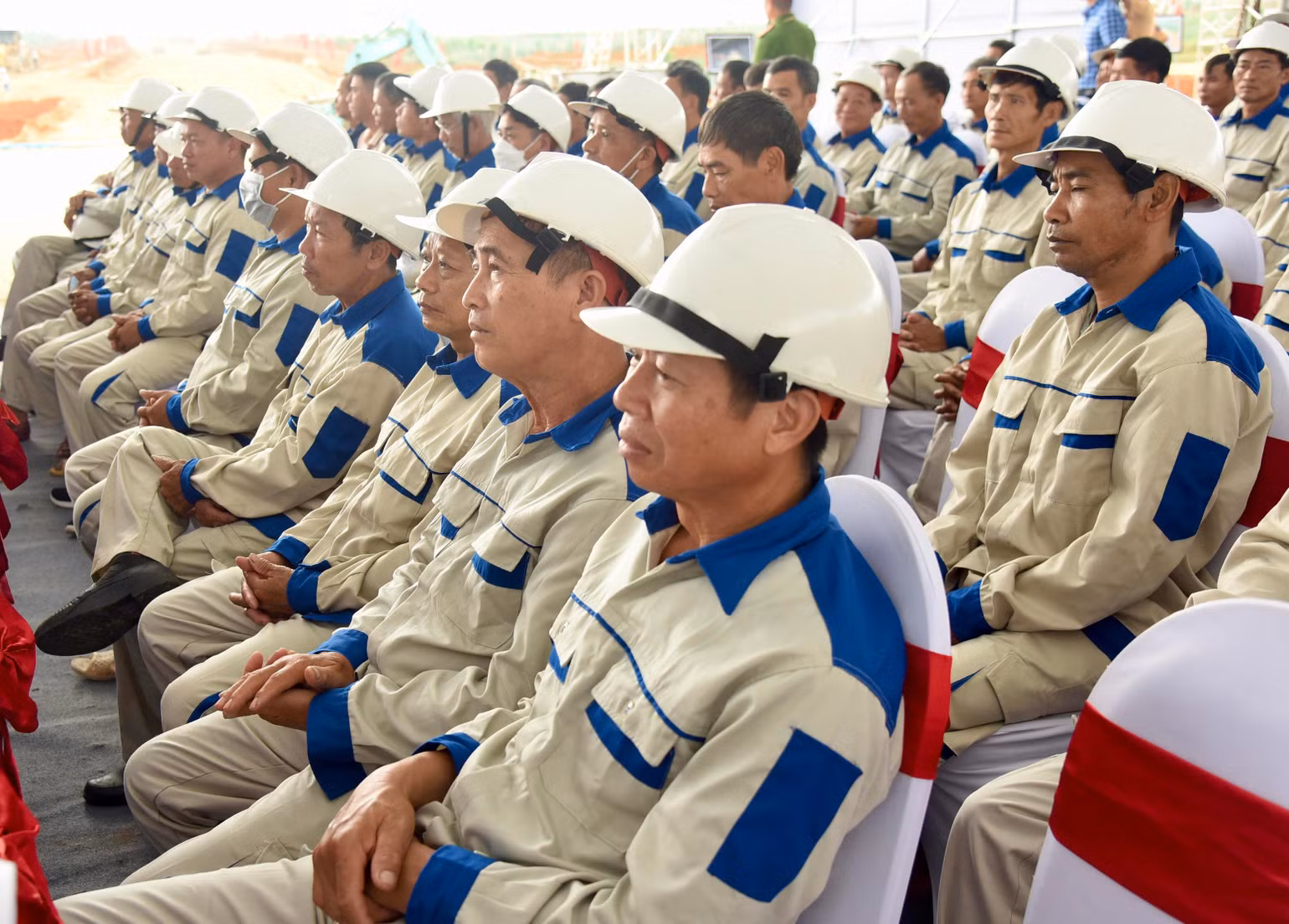 Các đại biểu tham dự lễ phát động.