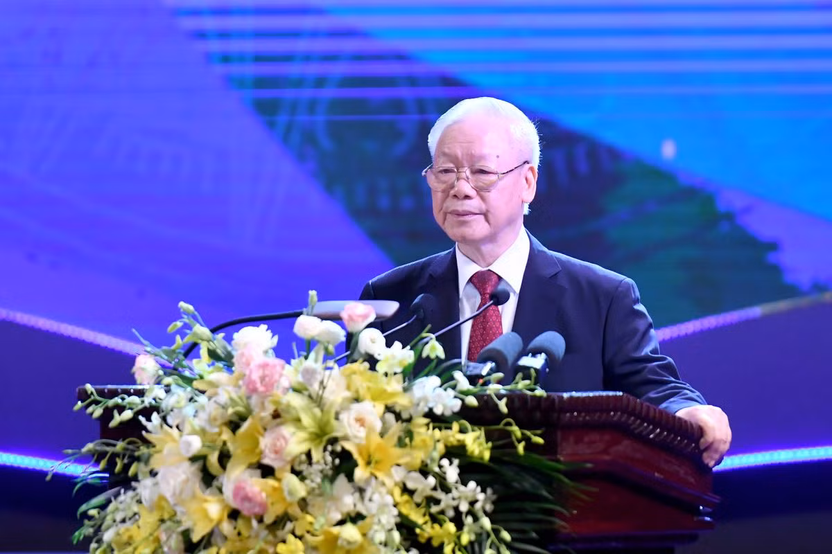 Tổng Bí thư Nguyễn Phú Trọng phát biểu tại Lễ kỷ niệm 75 năm Ngày thành lập Liên hiệp các Hội Văn học nghệ thuật Việt Nam.