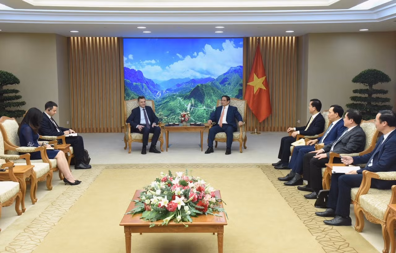 Toàn cảnh buổi tiếp. Toàn cảnh buổi tiếp.