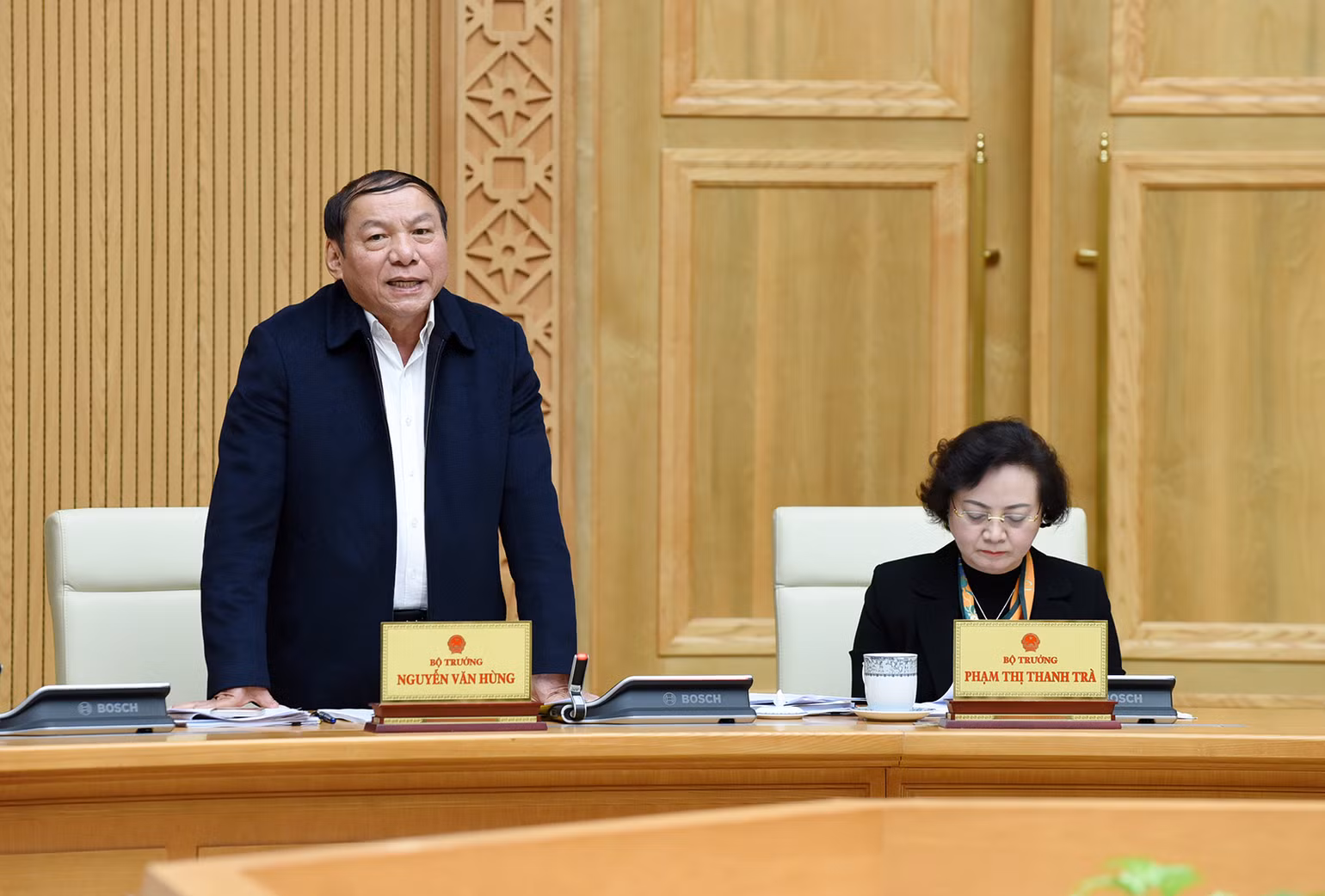 Bộ trưởng Văn hóa, Thể thao và Du lịch Nguyễn Văn Hùng phát biểu. Bộ trưởng Văn hóa, Thể thao và Du lịch Nguyễn Văn Hùng phát biểu.