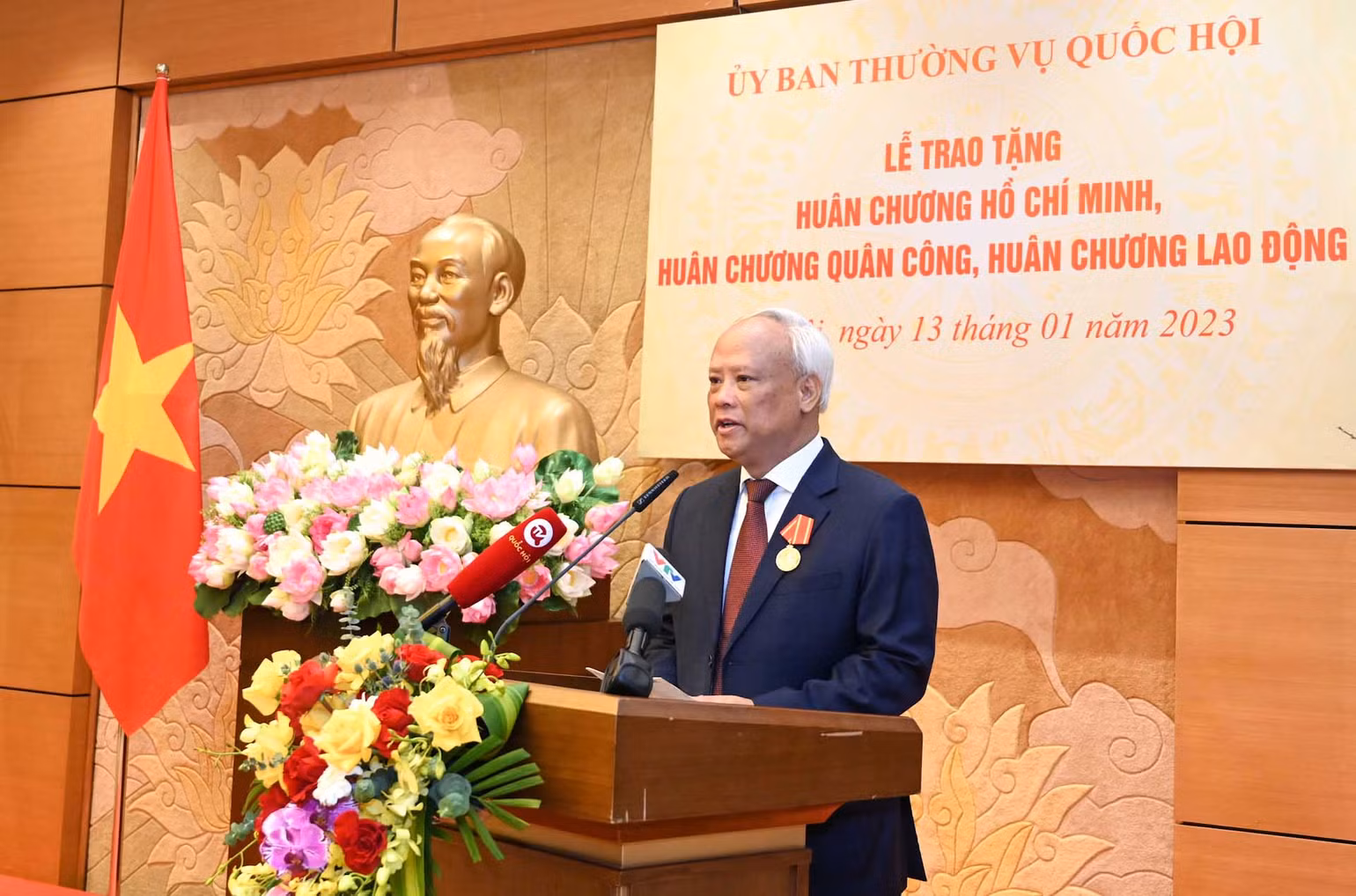 Nguyên Phó Chủ tịch Quốc hội Uông Chu Lưu phát biểu tại buổi lễ. Nguyên Phó Chủ tịch Quốc hội Uông Chu Lưu phát biểu tại buổi lễ.