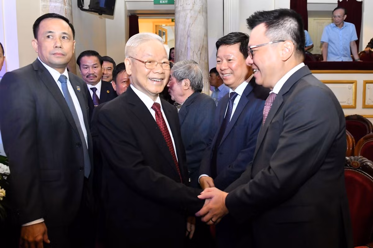 Tổng Bí thư Nguyễn Phú Trọng và các đại biểu dự Lễ kỷ niệm.
