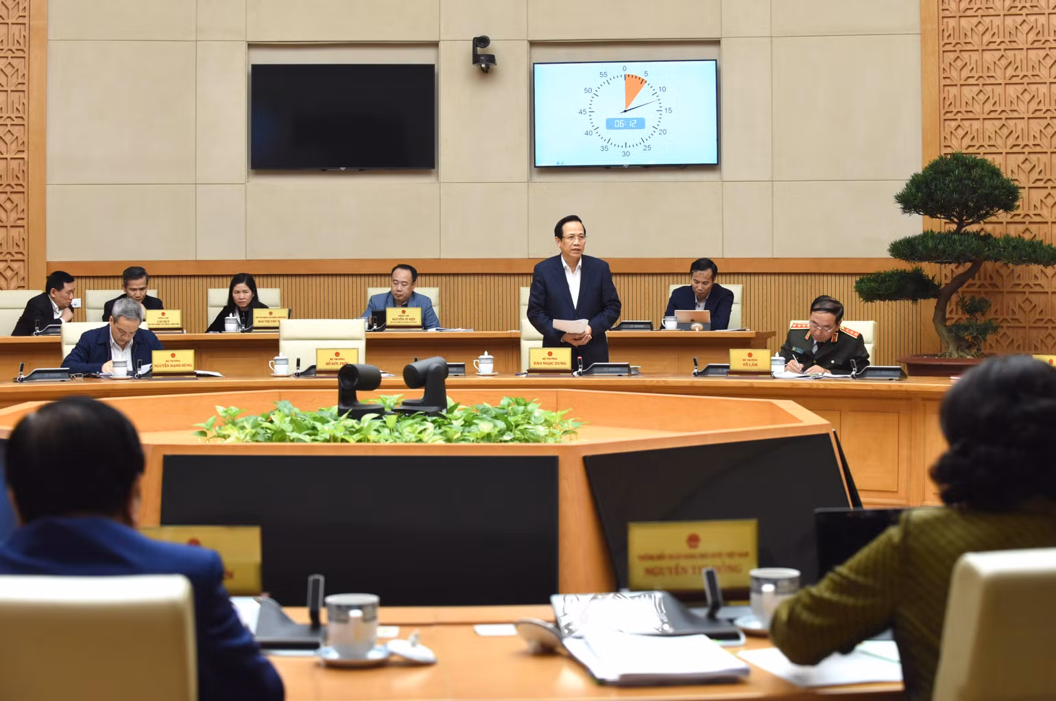Bộ trưởng Lao động-Thương binh và Xã hội Đào Ngọc Dung phát biểu. Bộ trưởng Lao động-Thương binh và Xã hội Đào Ngọc Dung phát biểu.