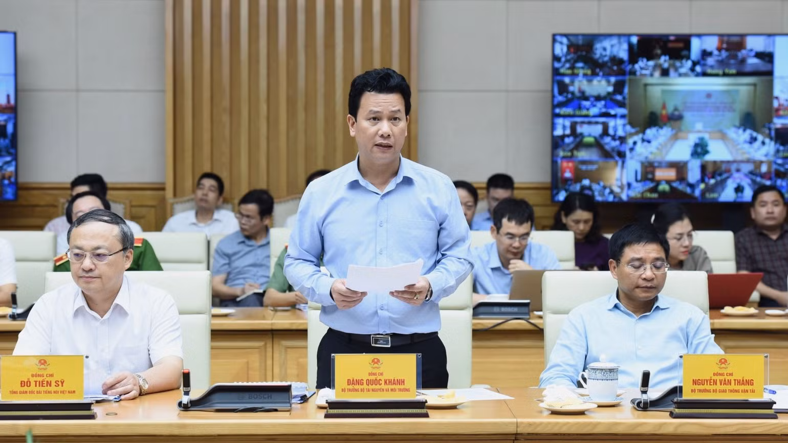 Bộ trưởng Tài nguyên và Môi trường Đặng Quốc Khánh phát biểu tại hội nghị.
