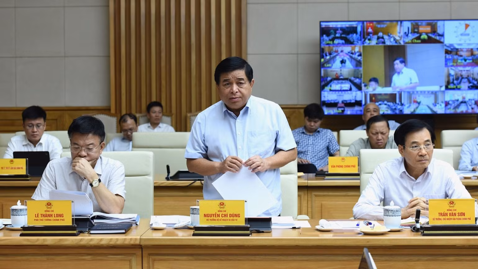 Bộ trưởng Kế hoạch và Đầu tư Nguyễn Chí Dũng phát biểu tại hội nghị.