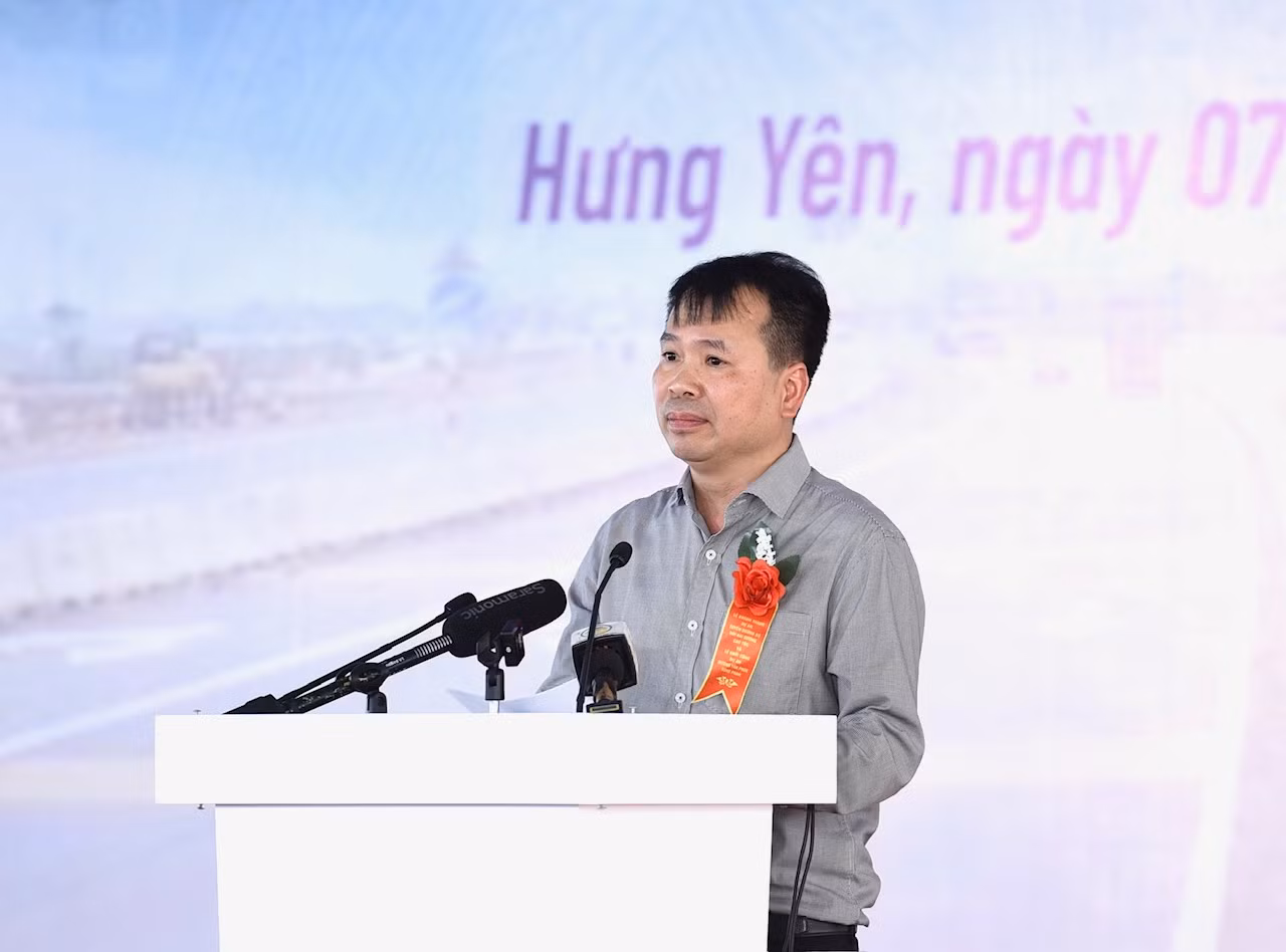 Đại diện lãnh đạo Doanh nghiệp Xây dựng Xuân Trường phát biểu.