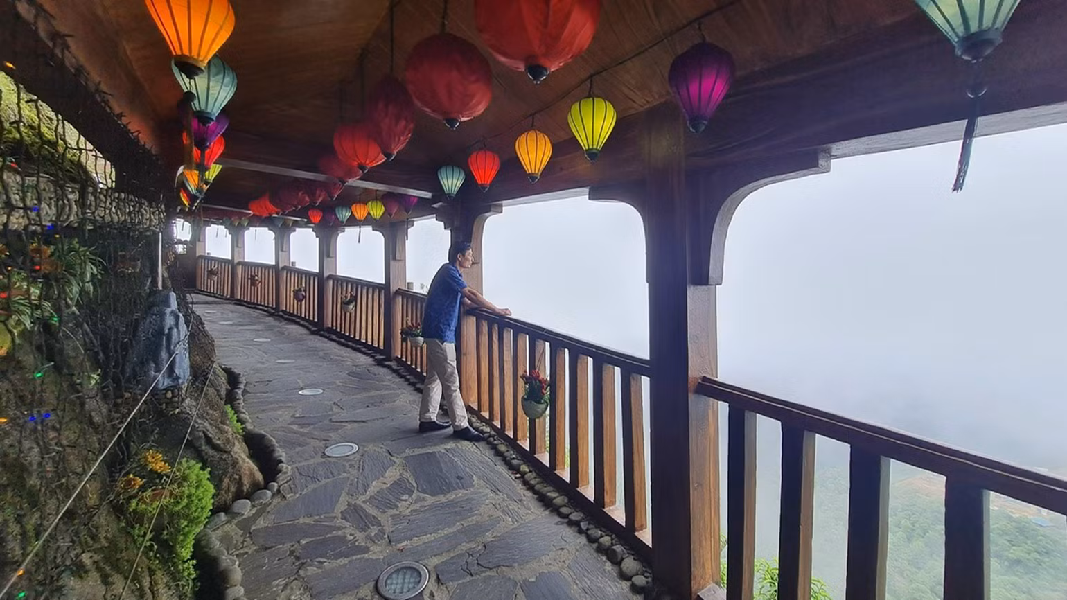 Khu du lịch sinh thái đỉnh đèo Hoàng Liên-cổng trời Ô Quy Hồ là một điểm đến, điểm check-in tuyệt vời đối với du khách.