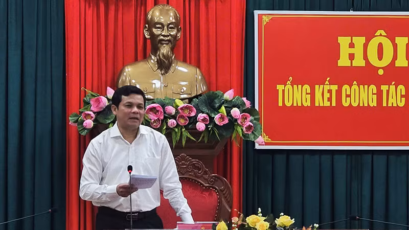 Đồng chí Nguyễn Đức Tuy phát biểu tại hội nghị.