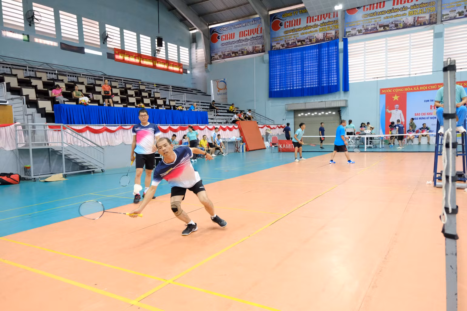 Tranh tài nội dung cầu lông đôi nam.