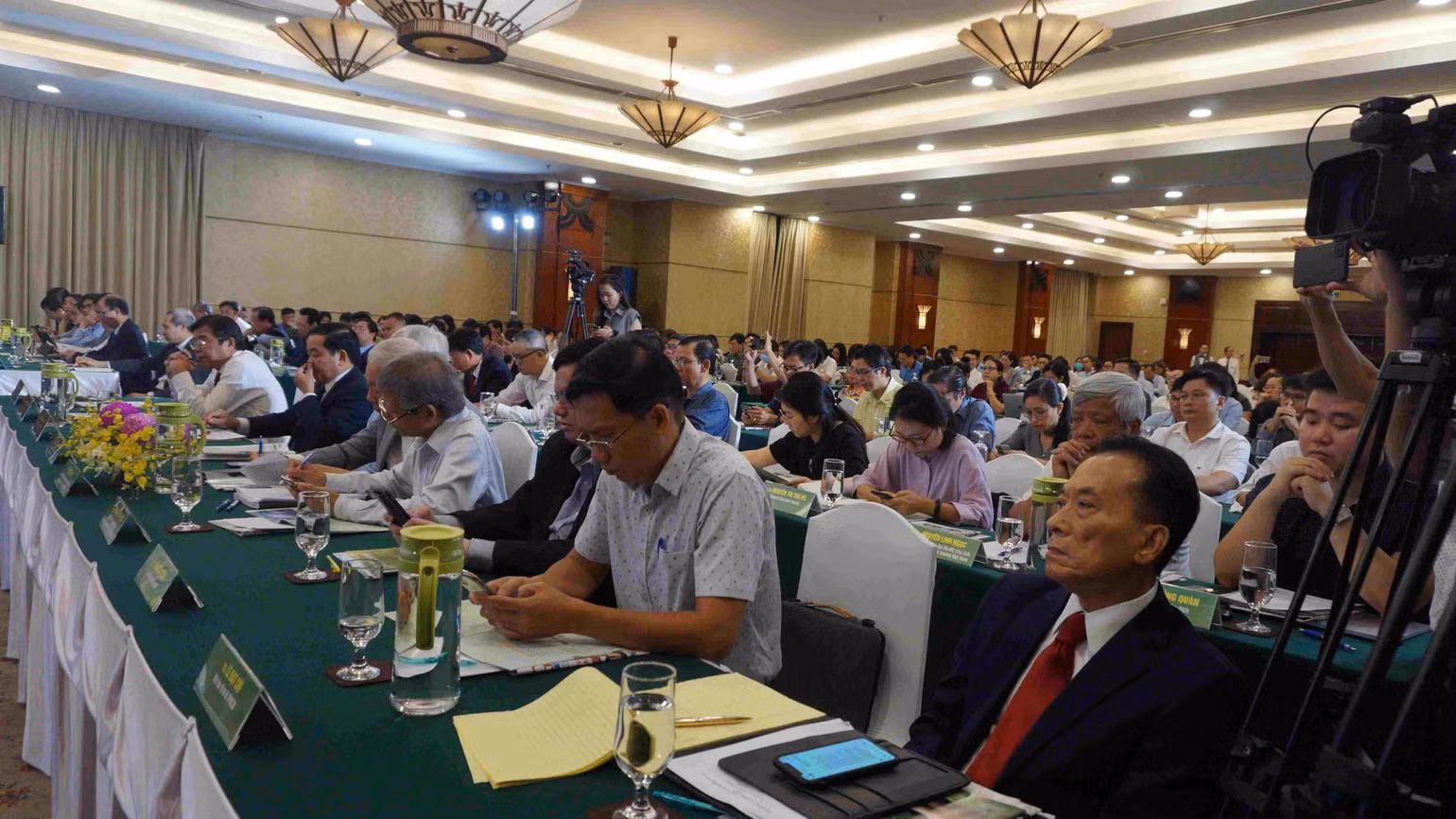 Quang cảnh Hội thảo “Tài chính xanh và thị trường tín chỉ carbon”. Quang cảnh Hội thảo “Tài chính xanh và thị trường tín chỉ carbon”.