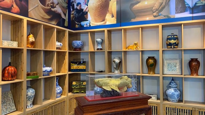 Một số sản phẩm trưng bày tại Triển lãm. Một số sản phẩm trưng bày tại Triển lãm.