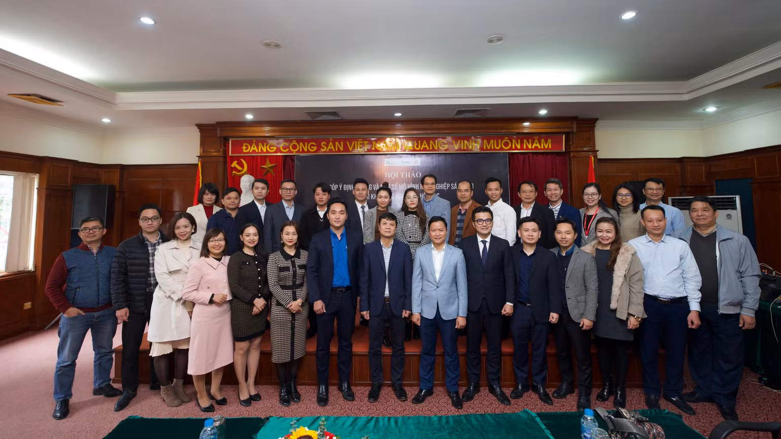 Các đại biểu dự Hội thảo.