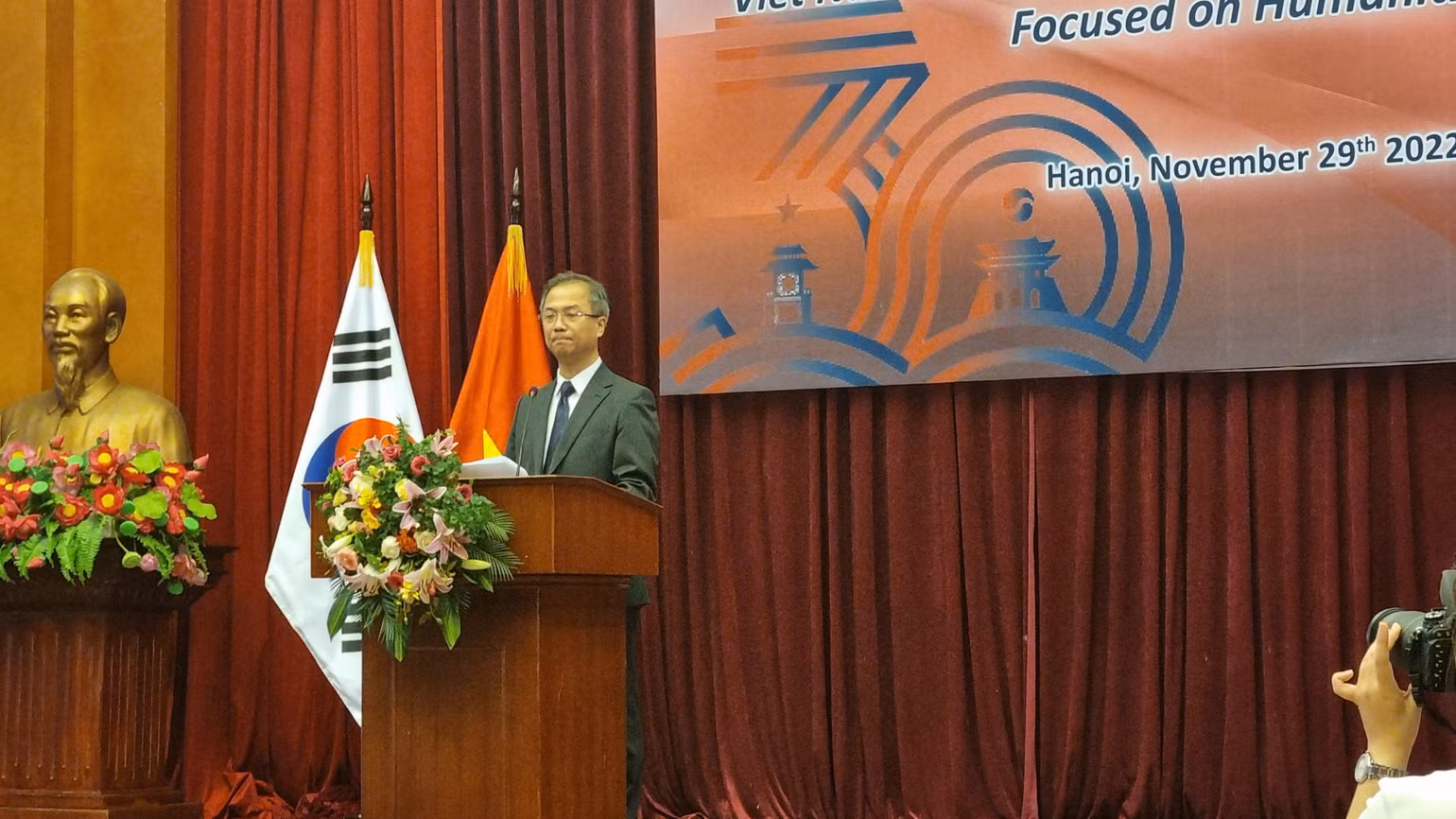 Tiến sĩ Đặng Xuân Thanh, Phó Chủ tịch phụ trách điều hành Viện Hàn lâm Khoa học xã hội Việt Nam phát biểu khai mạc hội thảo.