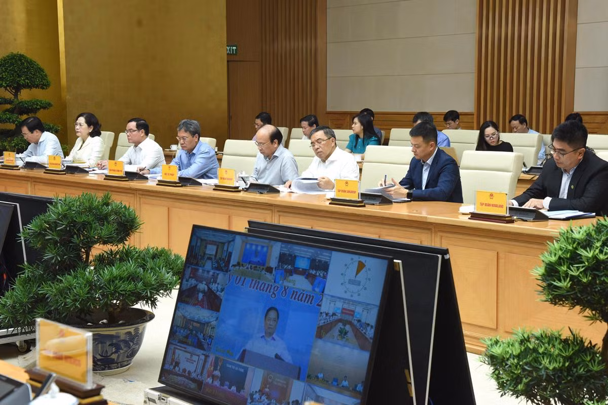 Đại diện lãnh đạo các bộ, ban ngành tham dự Hội nghị.