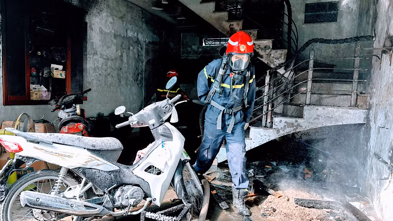 Hiện trường vụ cháy tại tầng 1. Hiện trường vụ cháy tại tầng 1.