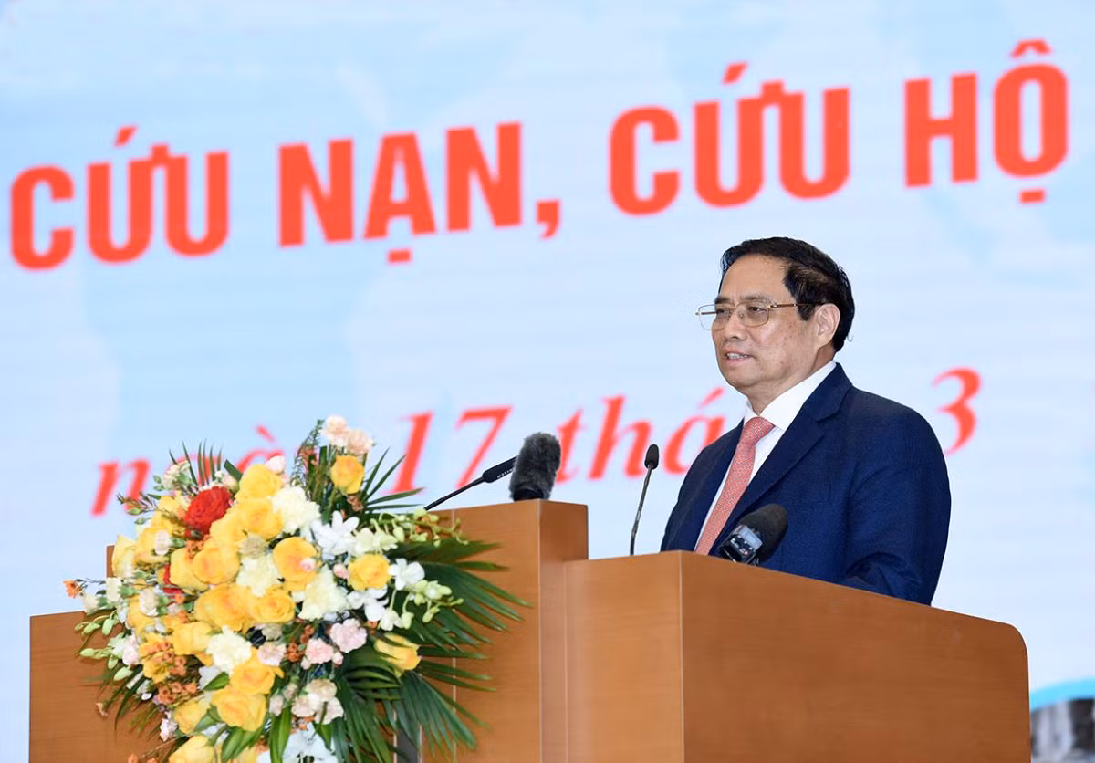 Thủ tướng Phạm Minh Chính: Các thành viên quả cảm của đoàn công tác đã phát huy tinh thần quốc tế cao cả, truyền thống của dân tộc và phẩm chất cao đẹp của lực lượng vũ trang không quản hiểm nguy, sẵn sàng dấn thân vào vùng thảm họa, chạy đua với thời gian để phối hợp tìm kiếm cứu nạn, cứu hộ. Thủ tướng Phạm Minh Chính: Các thành viên quả cảm của đoàn công tác đã phát huy tinh thần quốc tế cao cả, truyền thống của dân tộc và phẩm chất cao đẹp của lực lượng vũ trang không quản hiểm nguy, sẵn sàng dấn thân vào vùng thảm họa, chạy đua với thời gian để phối hợp tìm kiếm cứu nạn, cứu hộ.