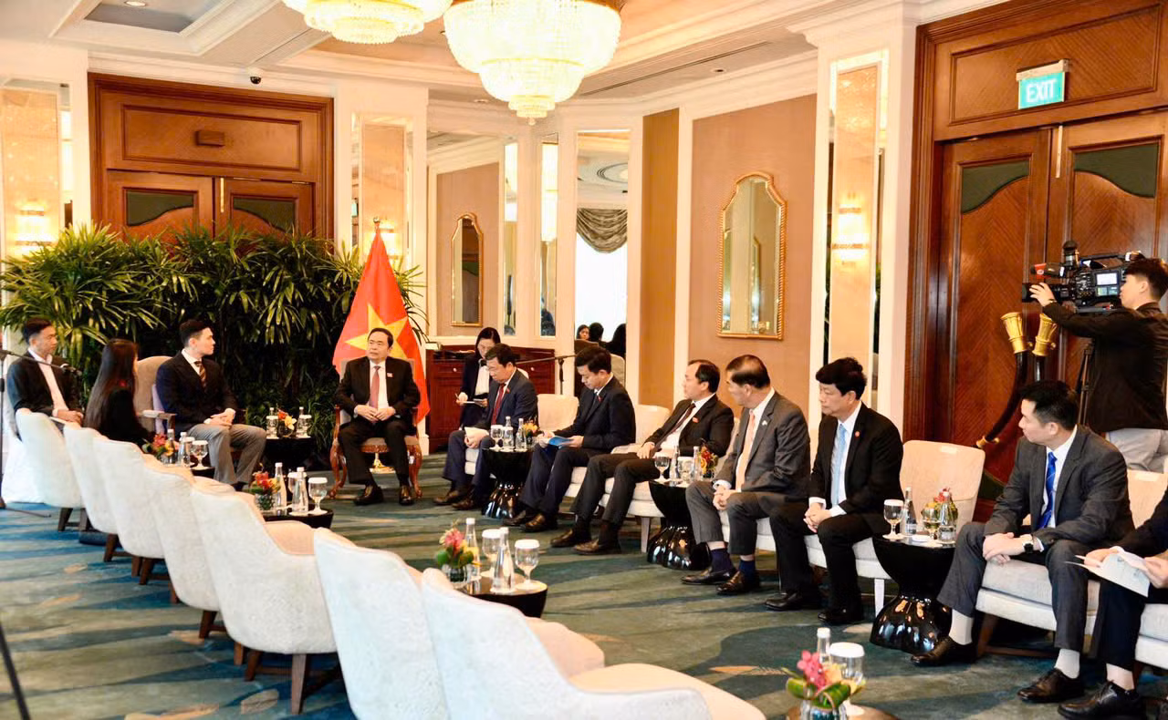 Toàn cảnh buổi tiếp. (Ảnh: quochoi.vn)