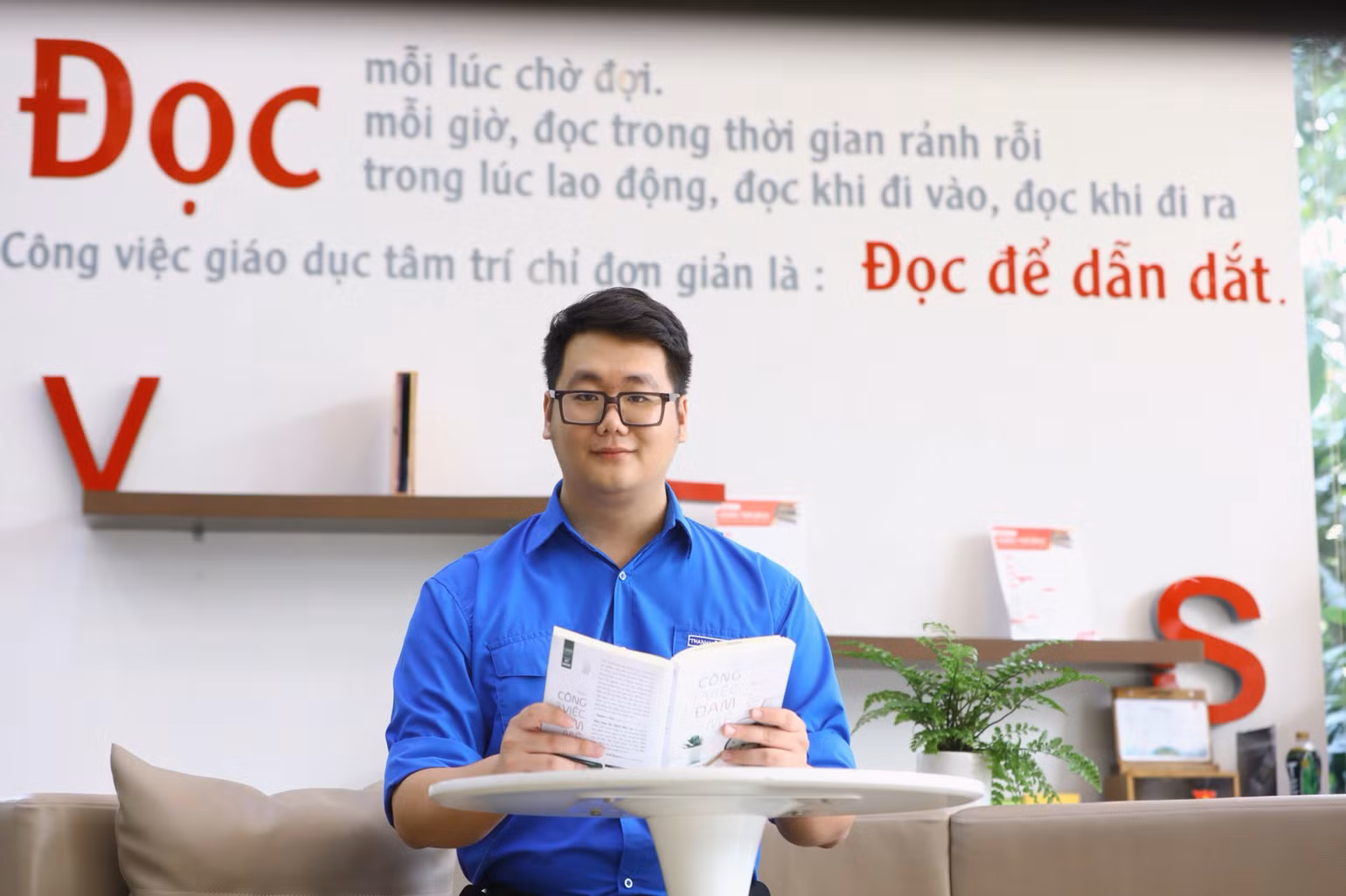 Hoàng Khắc Hiếu, chuyên gia công nghệ thông tin của Viettel Solutions - Gương mặt trẻ tiêu biểu Việt Nam năm 2024.