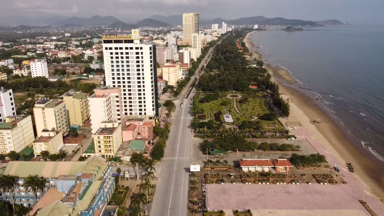 Đô thị biển Cửa Lò ngày một đổi mới, khang trang để đón du khách.