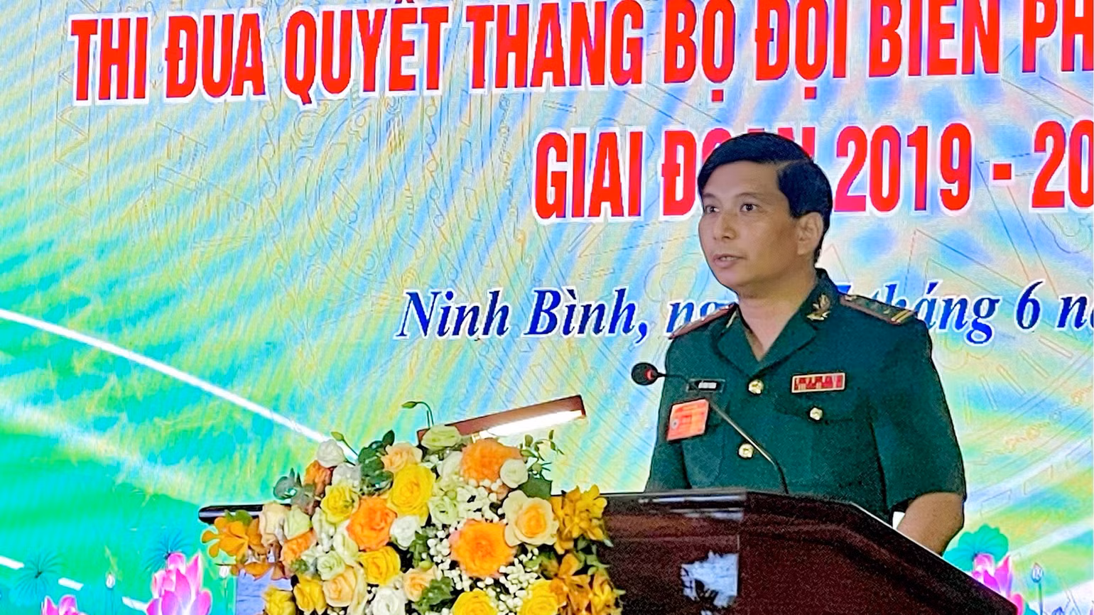 Thượng tá Đỗ Vĩnh Thăng, Chính ủy Bộ đội Biên phòng tỉnh Ninh Bình nhấn mạnh, 5 năm qua, phong trào thi đua quyết thắng của Bộ đội Biên phòng tỉnh đã luôn gắn kết chặt chẽ với phong trào thi đua yêu nước của địa phương, được lan tỏa bằng nhiều đợt thi đua với chủ đề, nội dung phong phú, cách làm sáng tạo, hiệu quả. Thượng tá Đỗ Vĩnh Thăng, Chính ủy Bộ đội Biên phòng tỉnh Ninh Bình nhấn mạnh, 5 năm qua, phong trào thi đua quyết thắng của Bộ đội Biên phòng tỉnh đã luôn gắn kết chặt chẽ với phong trào thi đua yêu nước của địa phương, được lan tỏa bằng nhiều đợt thi đua với chủ đề, nội dung phong phú, cách làm sáng tạo, hiệu quả.