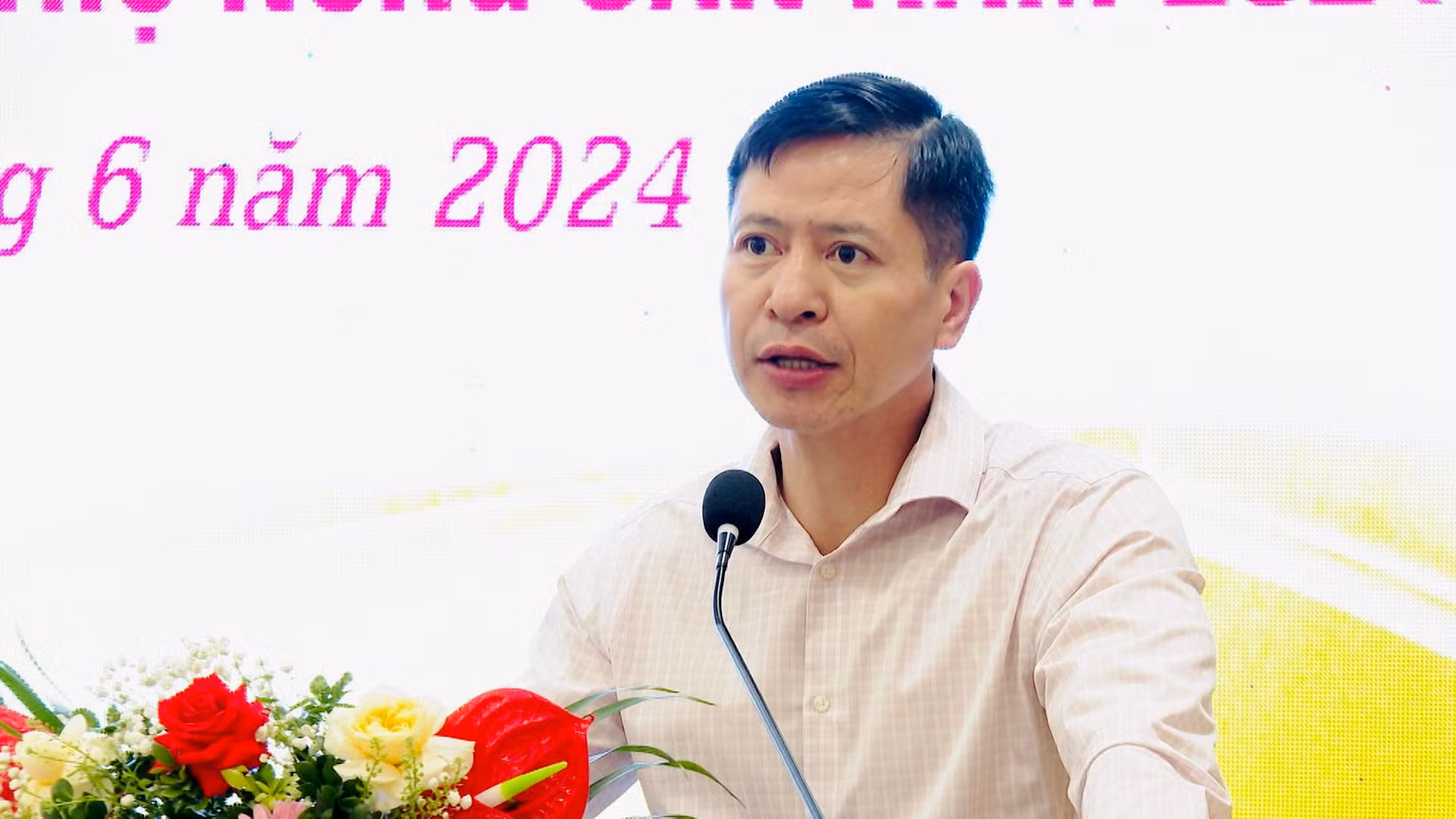 Giám đốc Trung tâm xúc tiến thương mại nông nghiệp (Bộ Nông nghiệp và Phát triển nông thôn) Nguyễn Minh Tiến phát biểu tại Hội nghị.