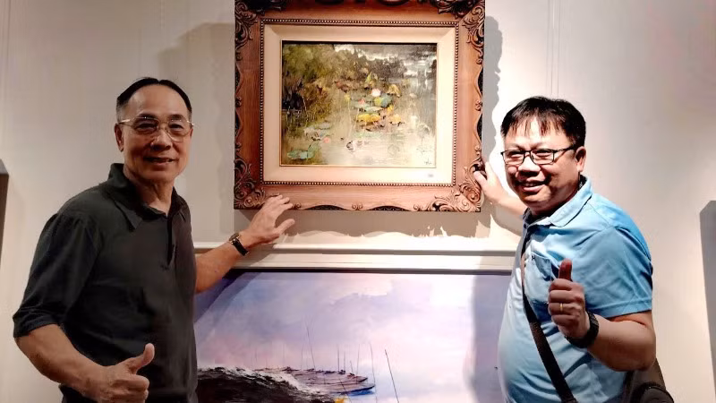 Niềm vui của nhà sưu tập và họa sĩ.