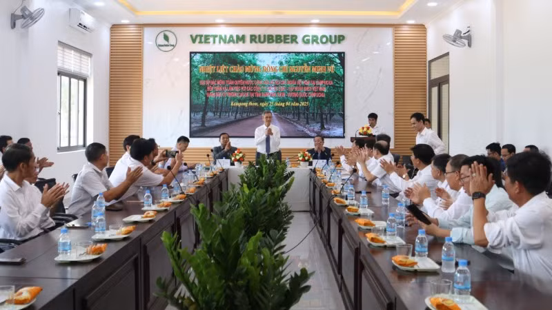 Quang cảnh buổi gặp gỡ.