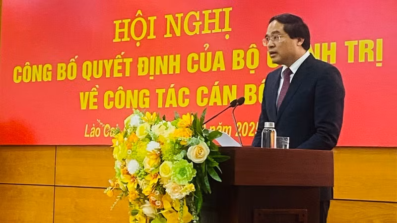 Tân Bí thư Tỉnh ủy Lào Cai Trịnh Xuân Trường phát biểu nhận nhiệm vụ.
