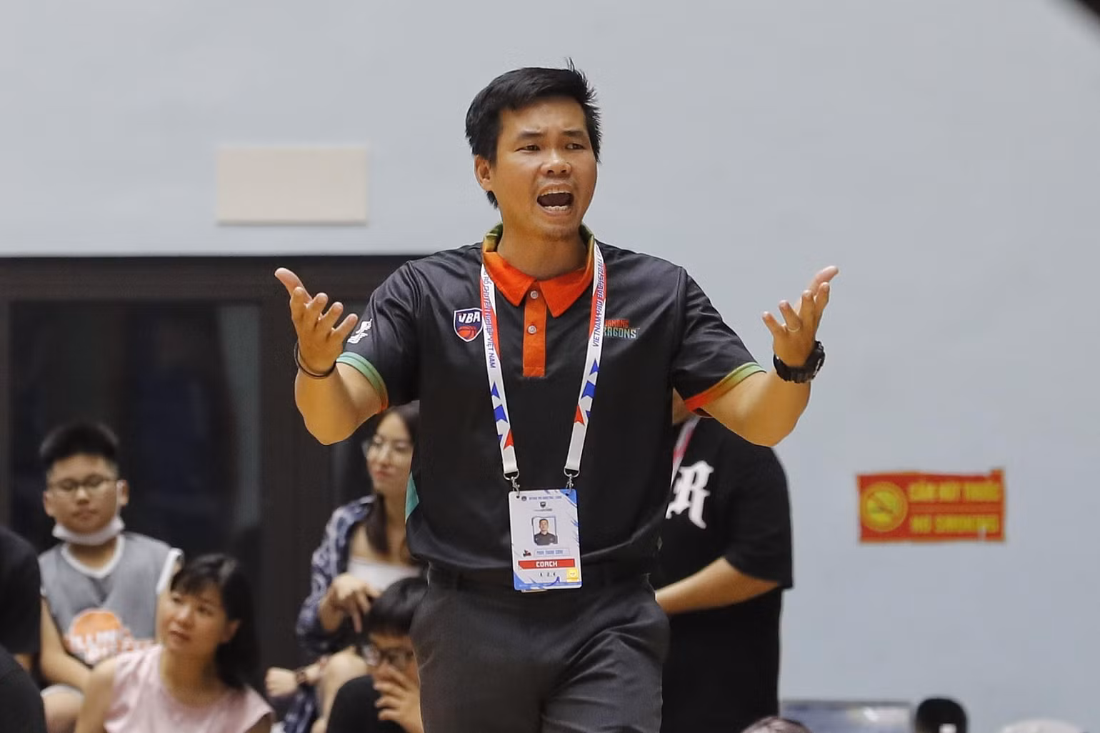 Với thất bại này, thầy trò huấn luyện viên Phan Thanh Cảnh không còn nắm quyền tự quyết khi chỉ còn một trận duy nhất trước Nha Trang Dolphins. Với thất bại này, thầy trò huấn luyện viên Phan Thanh Cảnh không còn nắm quyền tự quyết khi chỉ còn một trận duy nhất trước Nha Trang Dolphins.