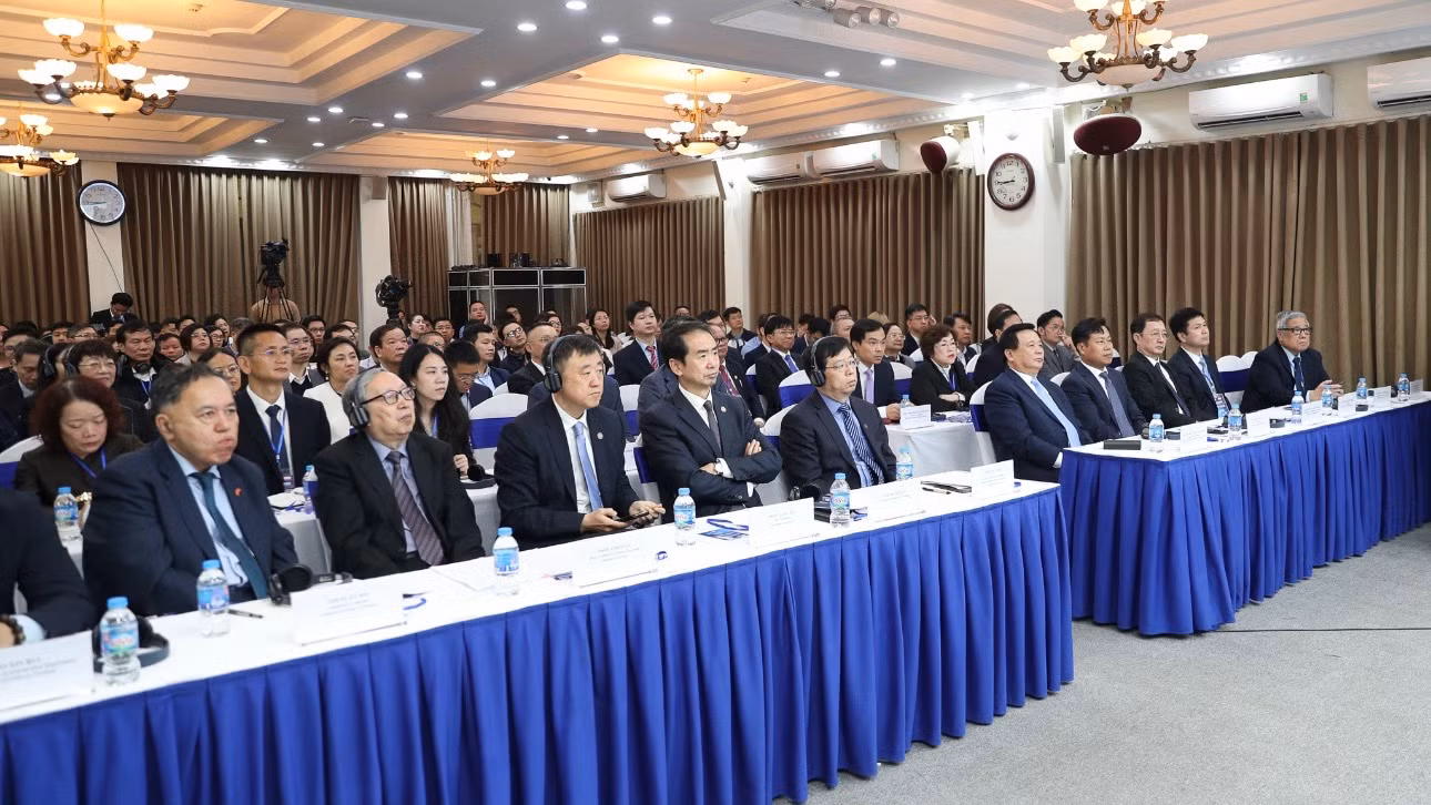 Quang cảnh hội thảo Quang cảnh hội thảo