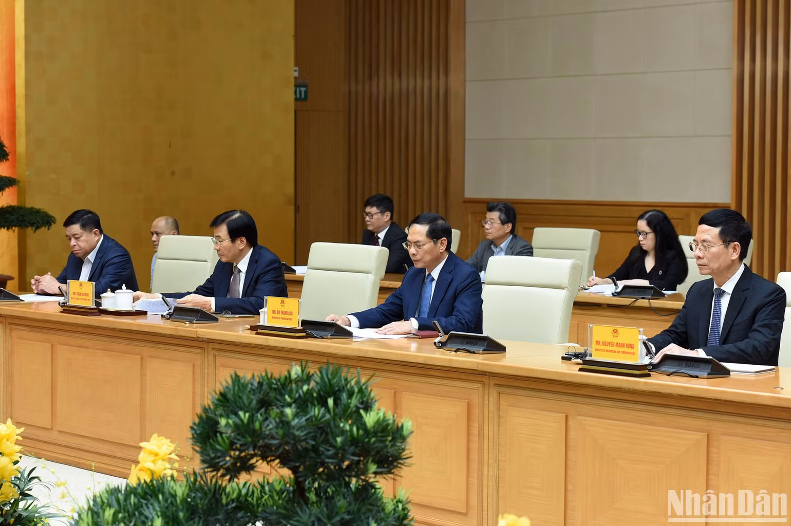 Lãnh đạo các bộ, ban, ngành tham dự buổi tiếp.