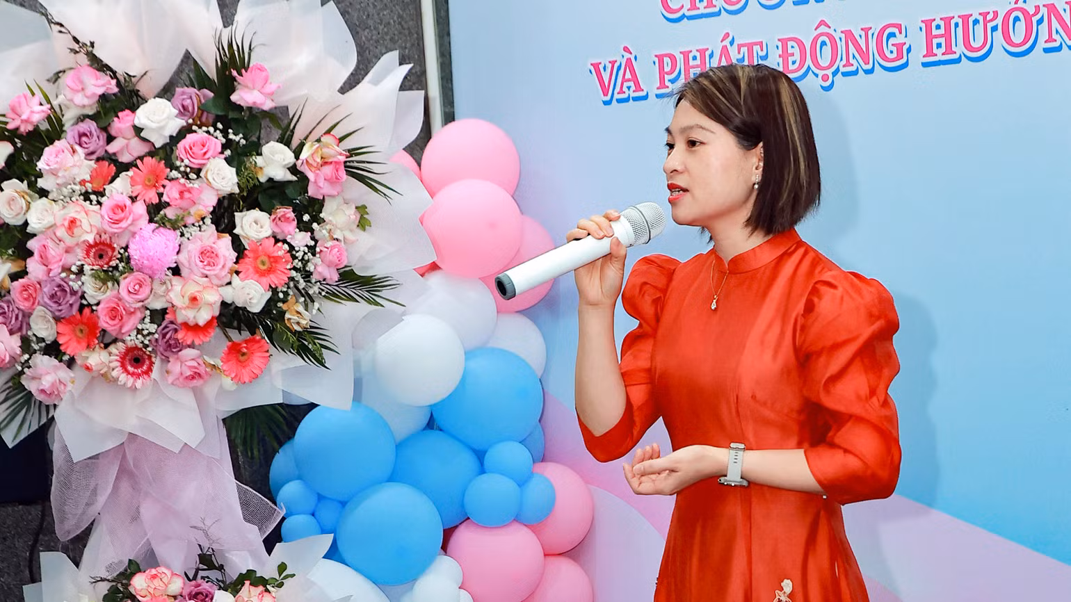 Thạc sĩ Đặng Thị Vân Hồng, Phó Giám đốc Trung tâm Thalassemia. Thạc sĩ Đặng Thị Vân Hồng, Phó Giám đốc Trung tâm Thalassemia.