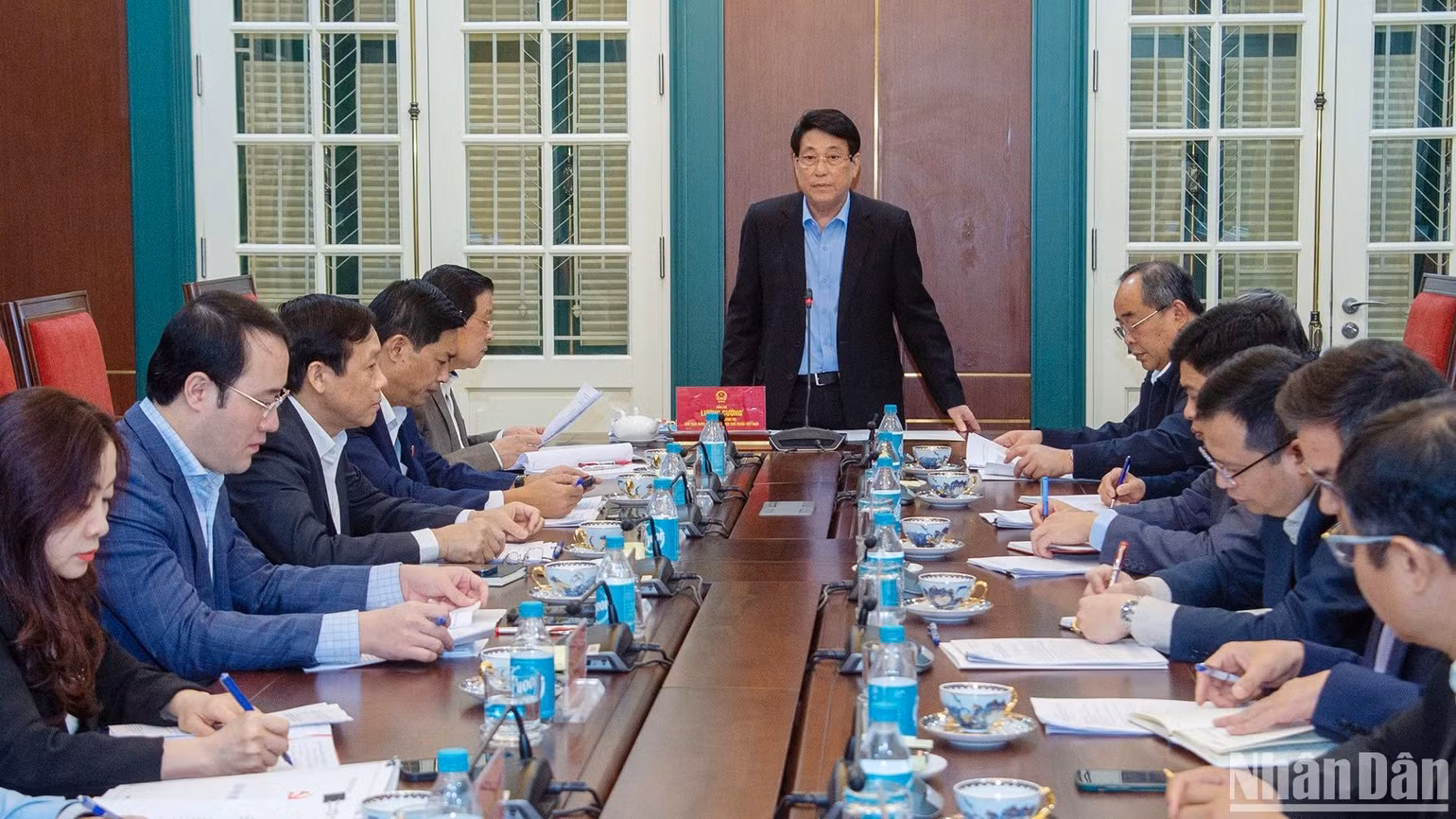 Toàn cảnh buổi làm việc. Toàn cảnh buổi làm việc.