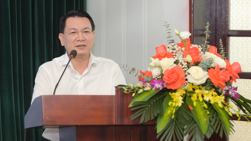 Thành viên Hội đồng thành viên PVN Phạm Tuấn Anh phát biểu chỉ đạo tại buổi tọa đàm.