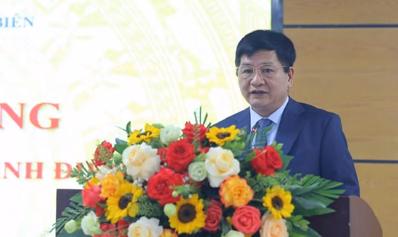 Đồng chí Lê Thành Đô, Chủ tịch Ủy ban nhân dân tỉnh Điện Biên giao nhiệm vụ cho các sở, ngành tại buổi khai trương đưa hệ thống camera giám sát vào khai thác, vận hành.