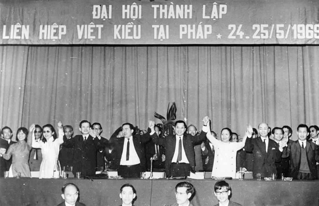 Đại hội Liên hiệp Việt kiều tại Pháp năm 1969. (Ảnh: Lê Tấn Xuân)