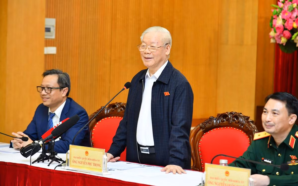 Tổng Bí thư Nguyễn Phú Trọng phát biểu tại buổi tiếp xúc cử tri đơn vị bầu cử số 1, Thành phố Hà Nội. Tổng Bí thư Nguyễn Phú Trọng phát biểu tại buổi tiếp xúc cử tri đơn vị bầu cử số 1, Thành phố Hà Nội.