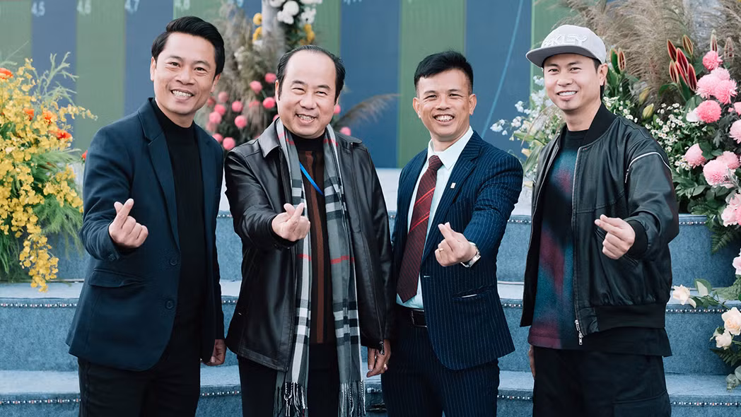 Tổng Đạo diễn Phạm Hoàng Giang, Phó Giám đốc Sở Văn hóa, Thể thao và Du lịch Lâm Đồng, Giám đốc sáng tạo Phạm Xuân Hải và nhạc sĩ Dương Cầm.