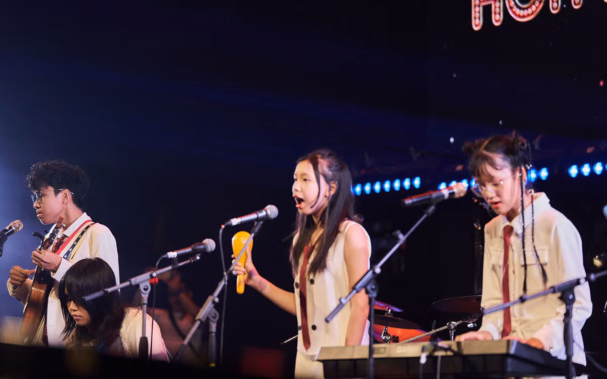 Những gương mặt còn rất trẻ tại chương trình.