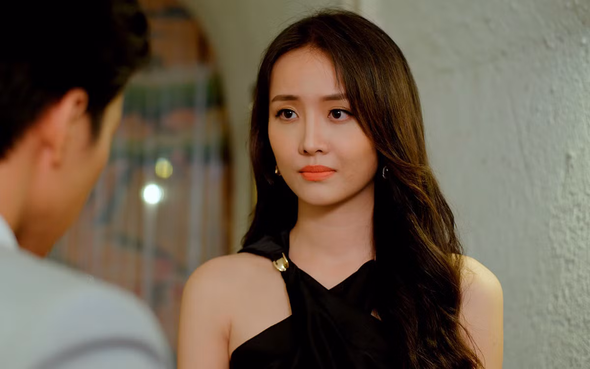 Trương Mỹ Nhân trong vai Phạm Kim Dung. Trương Mỹ Nhân trong vai Phạm Kim Dung.